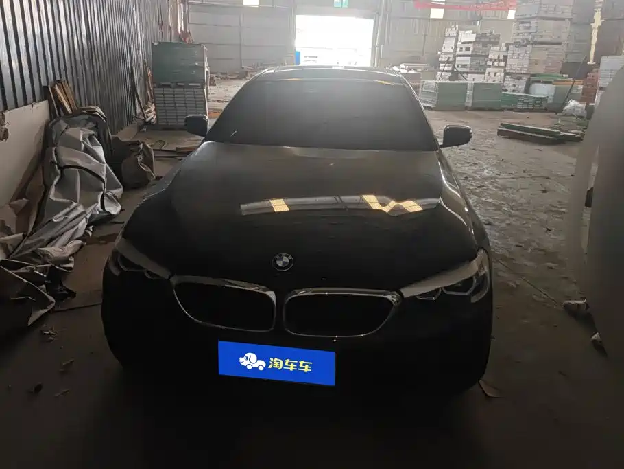 BMW 5 Series — миниатюра 2