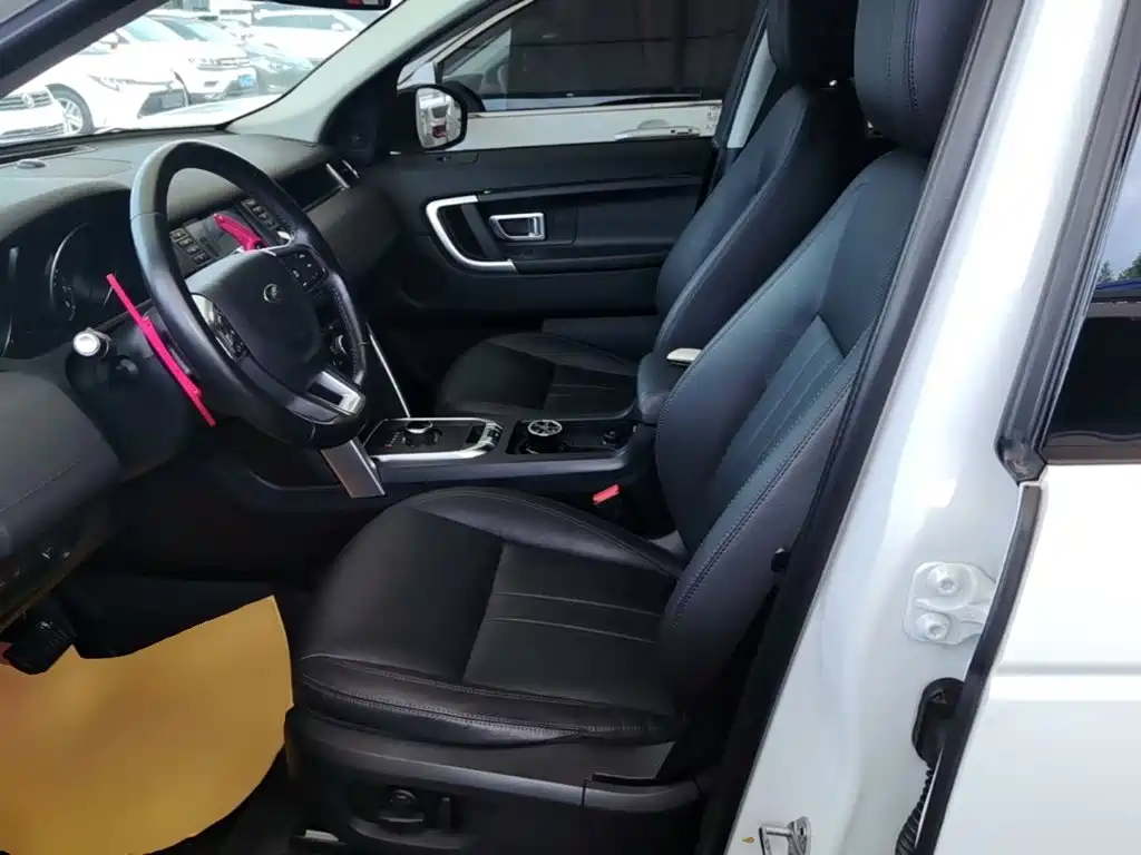 Land Rover Discovery Sport — миниатюра 15
