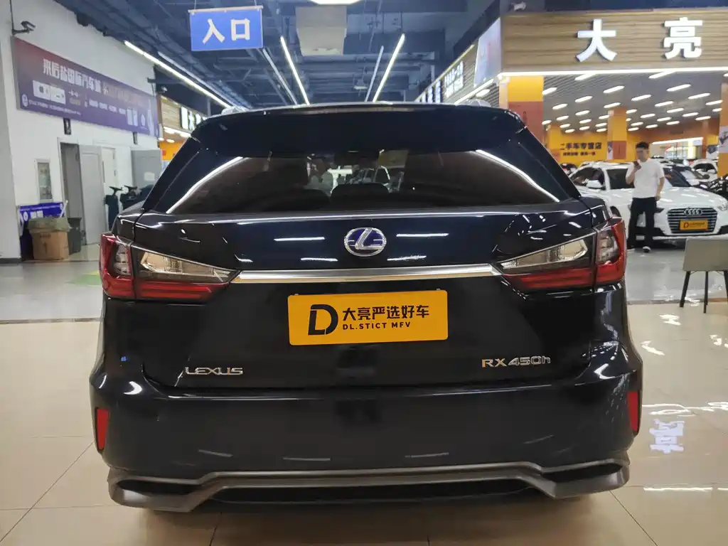 Lexus RX — миниатюра 5