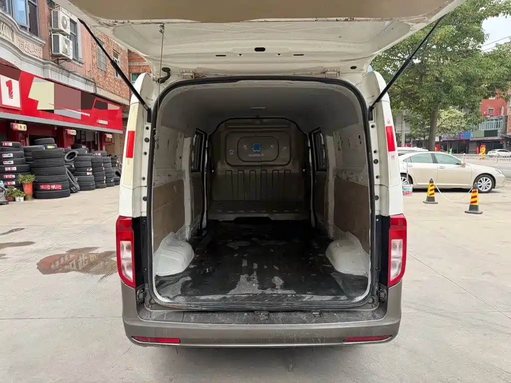 Kuayue Kuayue Star V5 EV — миниатюра 8