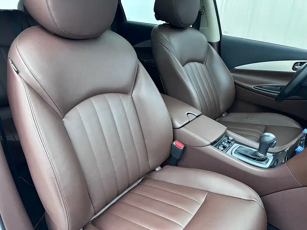 Infiniti QX50 — миниатюра 11
