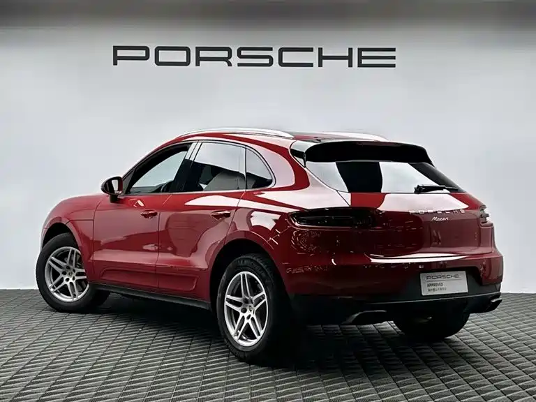 Porsche Macan — миниатюра 4