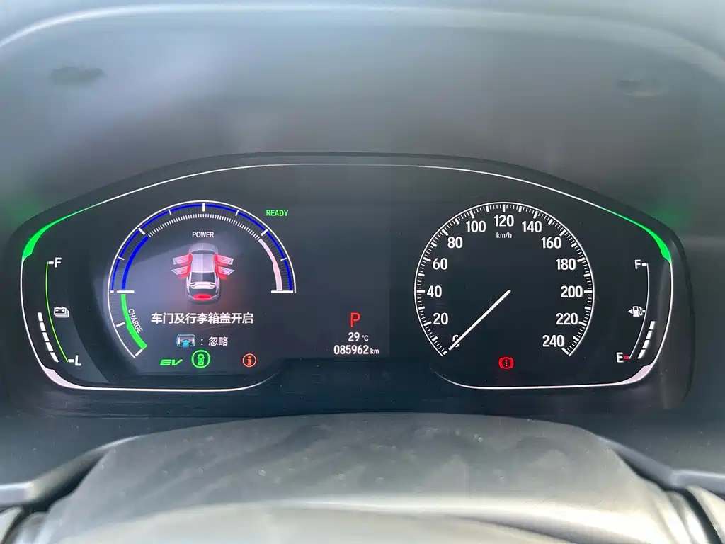 Honda Accord — миниатюра 18