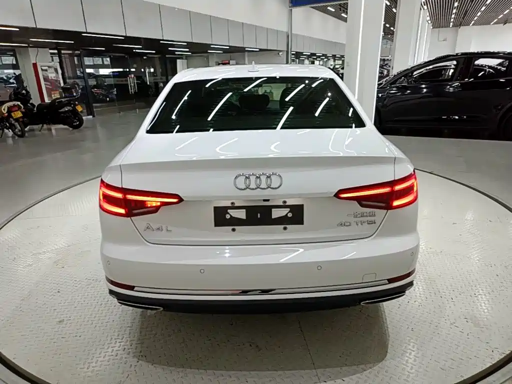 Audi A4L — миниатюра 6