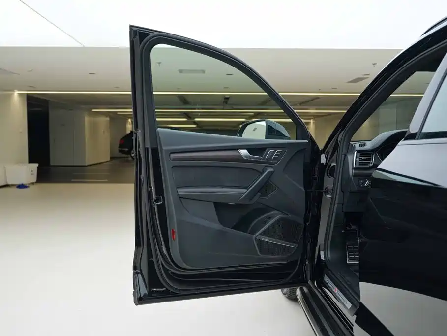 Audi Q5L — миниатюра 16