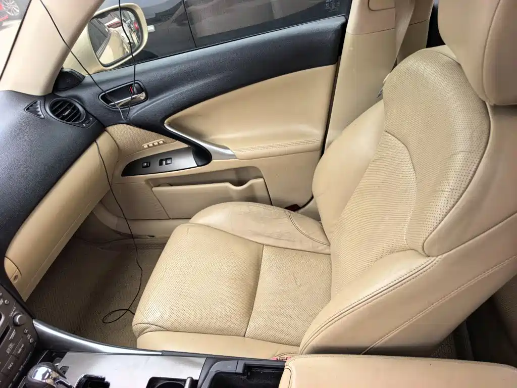 Lexus IS — миниатюра 11