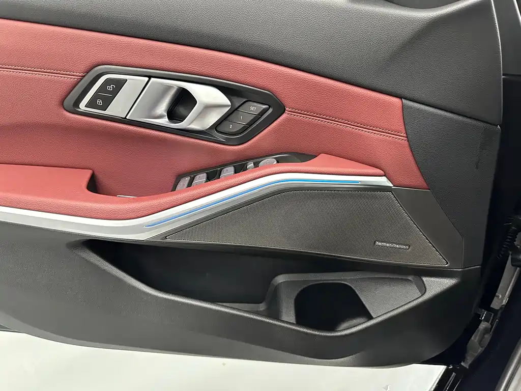 BMW 3 Series — миниатюра 7