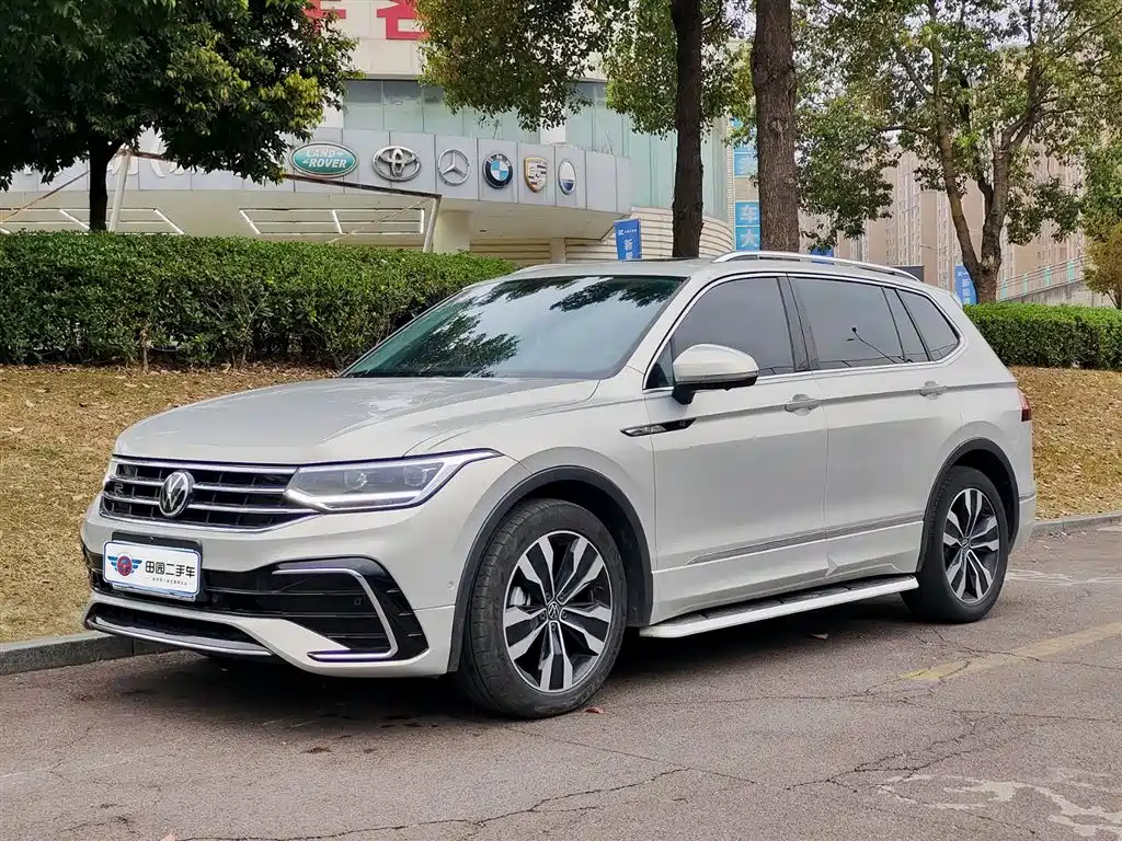 Volkswagen Tiguan L 2022