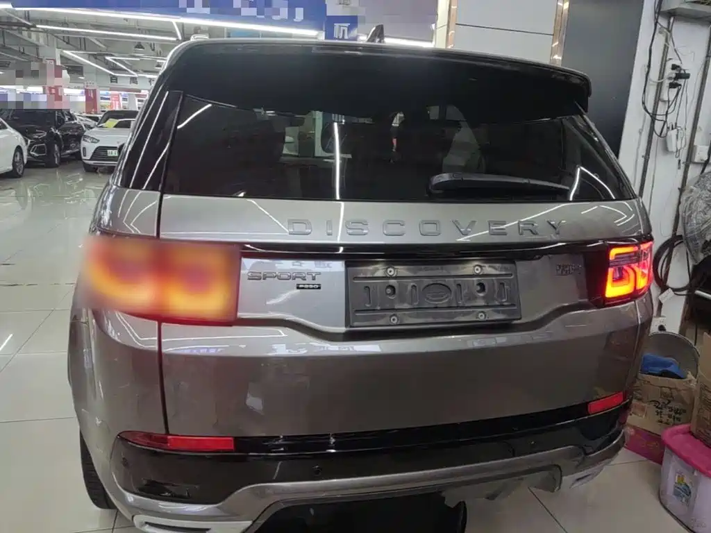 Land Rover Discovery Sport — миниатюра 6