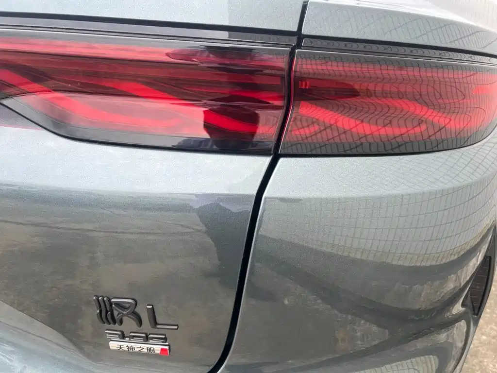BYD Han L — миниатюра 24
