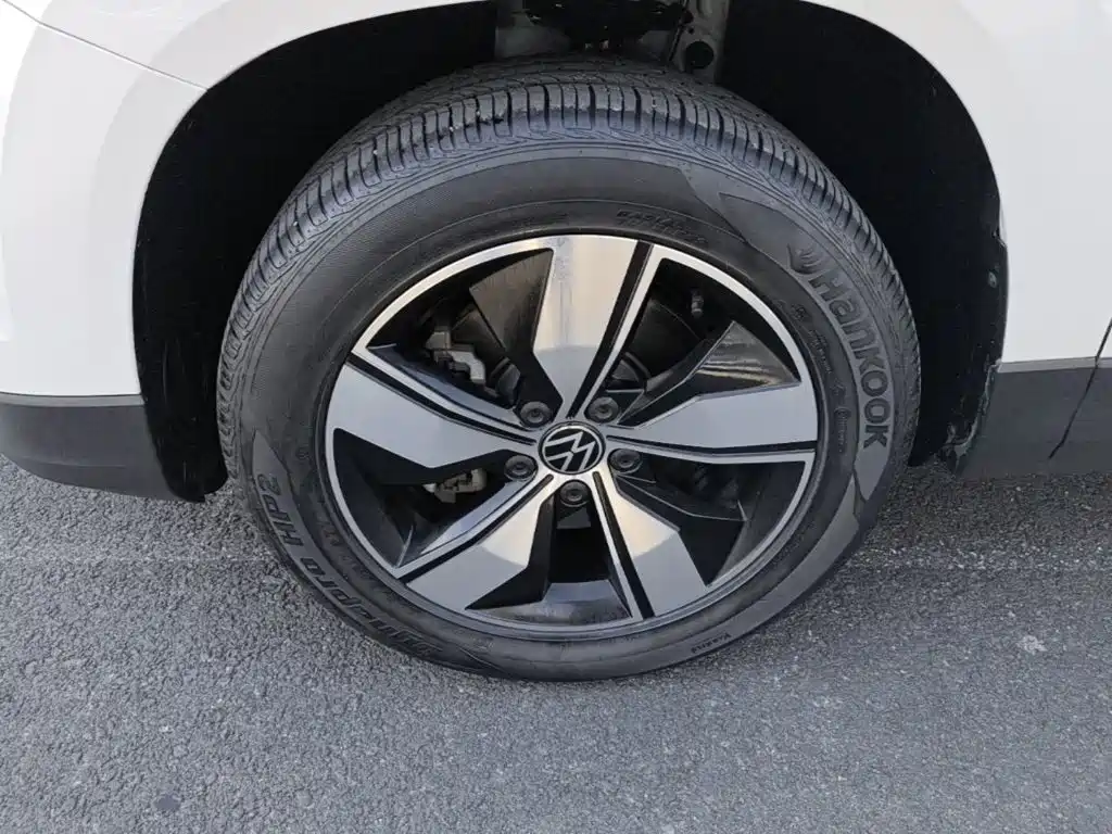 Volkswagen Tharu — миниатюра 23
