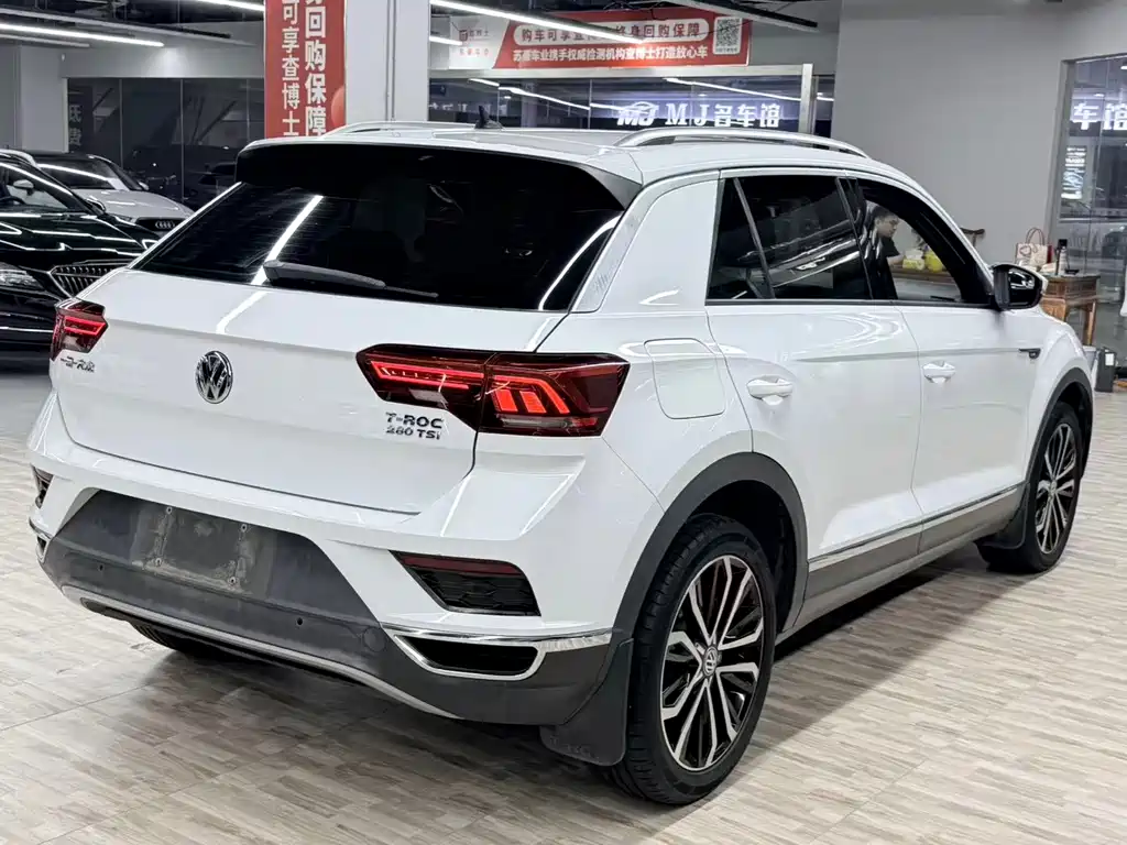 Volkswagen T-Roc — миниатюра 4