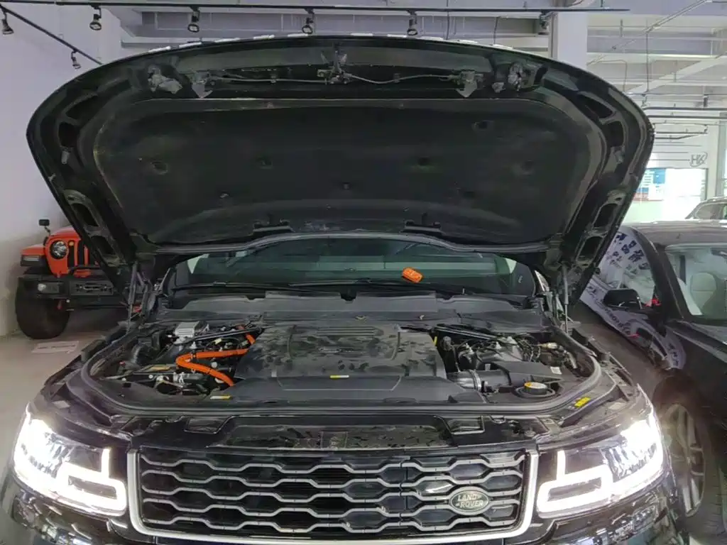 Land Rover Sport PHEV — миниатюра 20