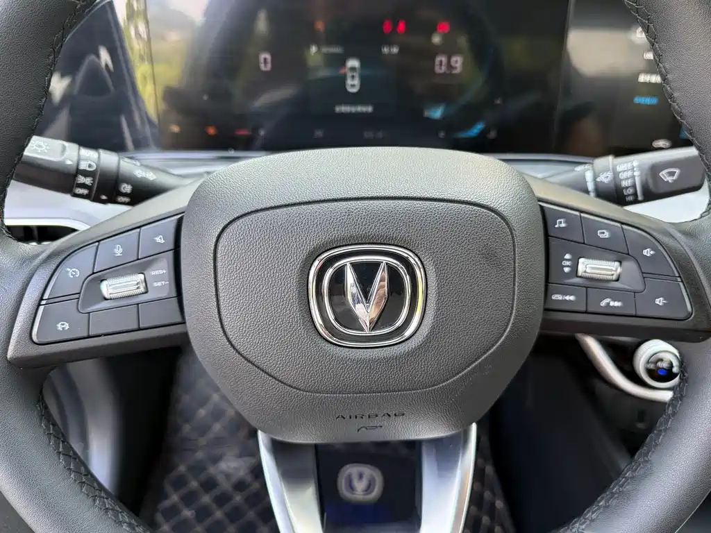 Changan Eado — миниатюра 13