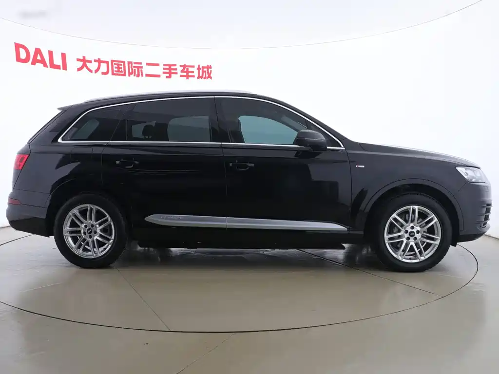 Audi Q7 2016 40 TFSI S line Sport