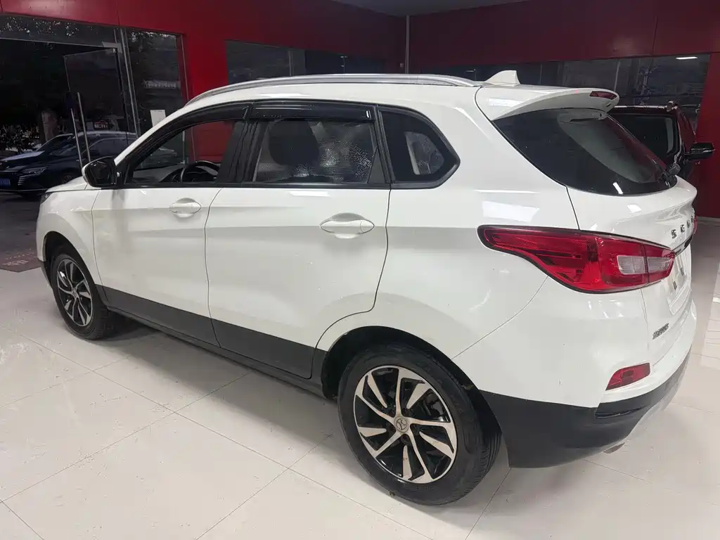 BAIC Senova X55 — миниатюра 9