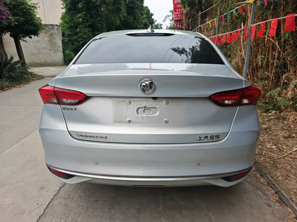 Buick Verano — миниатюра 6