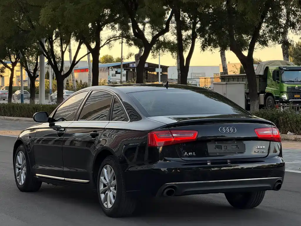 Audi A6L — миниатюра 4