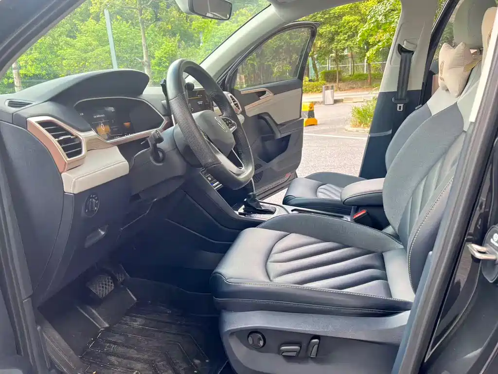 Volkswagen Tharu — миниатюра 6