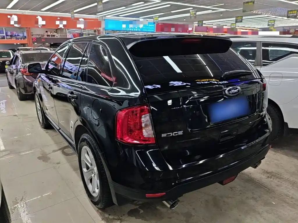 Ford Edge (Import) — миниатюра 5