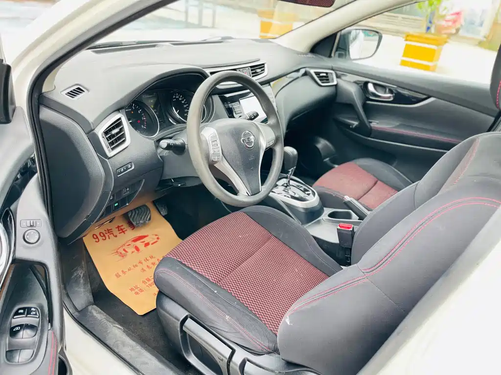 Nissan Qashqai — миниатюра 5