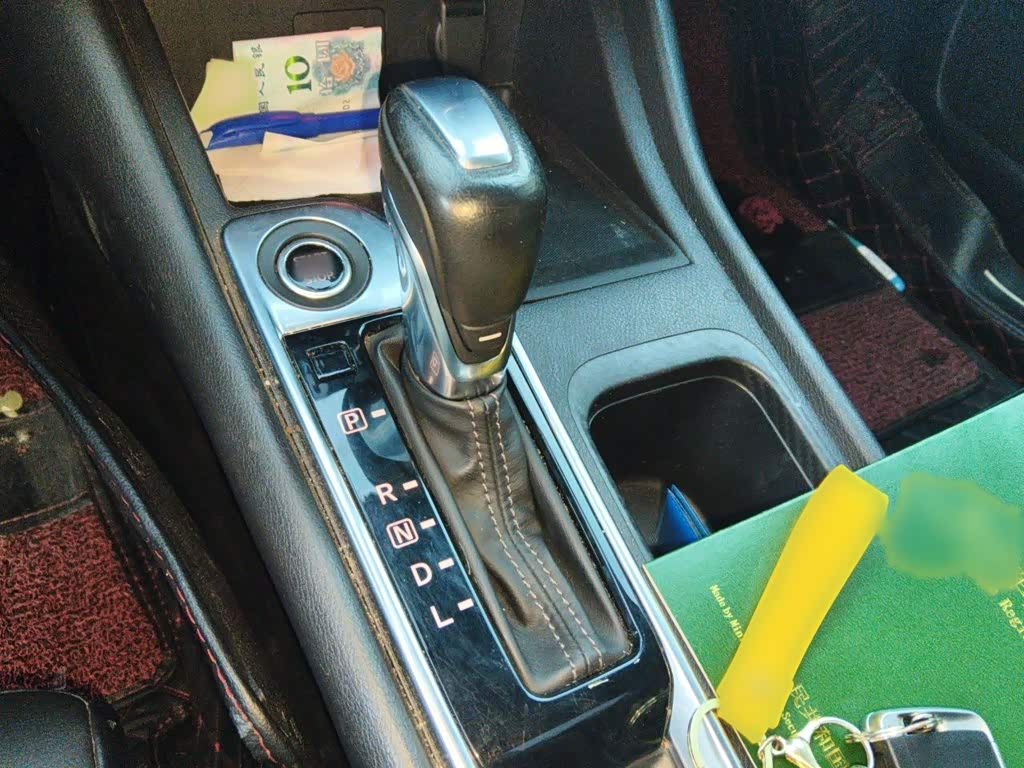 Nissan Sylphy 1.6 л 2023 г. Белый, пробег 39000 км