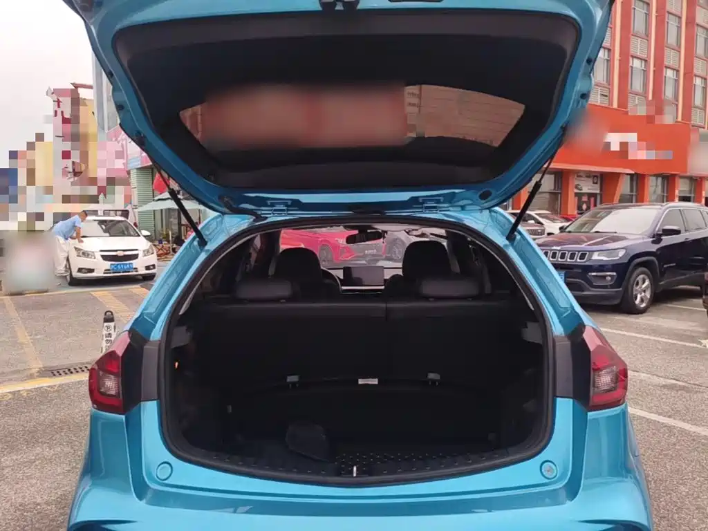 Geely Vision X3 — миниатюра 19