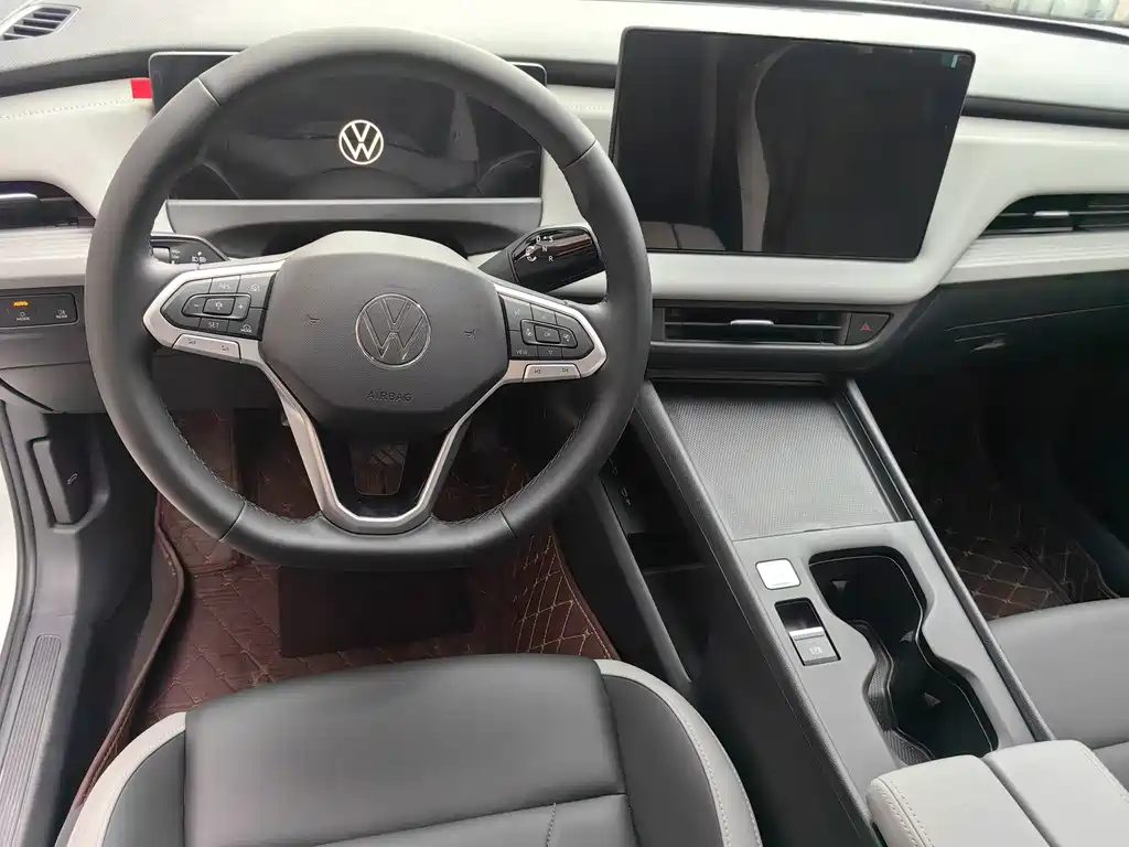 Volkswagen Sagitar — миниатюра 12