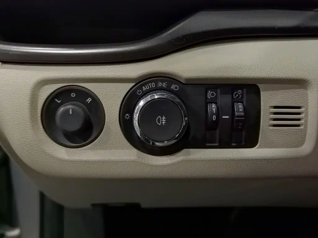 Buick Excelle — миниатюра 21