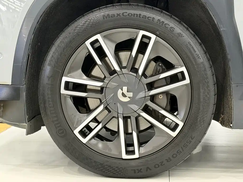 NIO ES6 — миниатюра 18