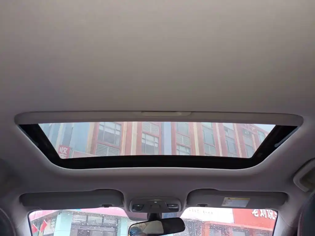 Geely Vision X3 — миниатюра 18