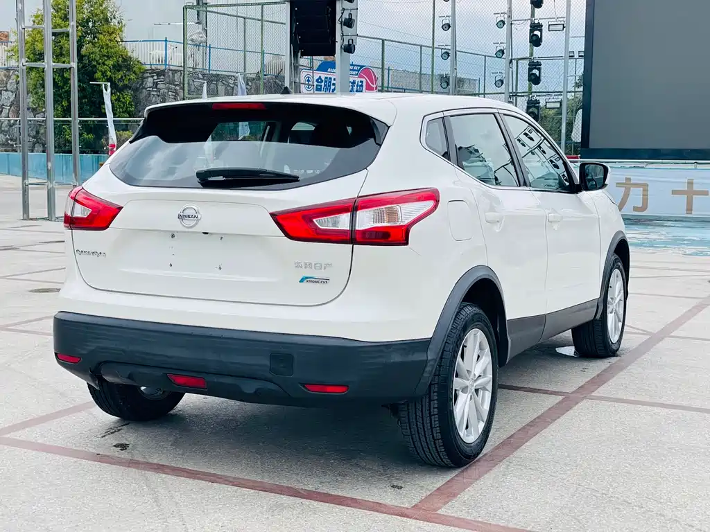 Nissan Qashqai — миниатюра 15