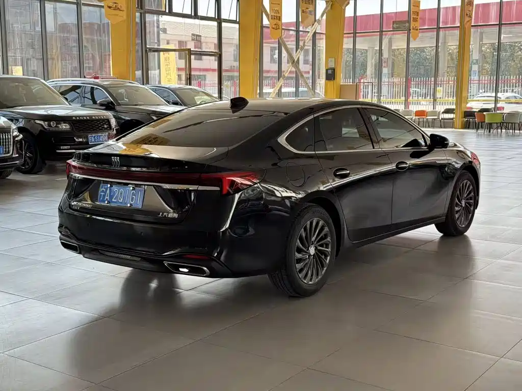 Buick LaCrosse — миниатюра 3