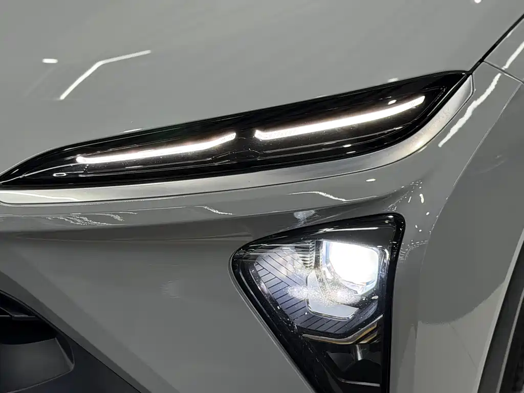 NIO ES6 — миниатюра 16