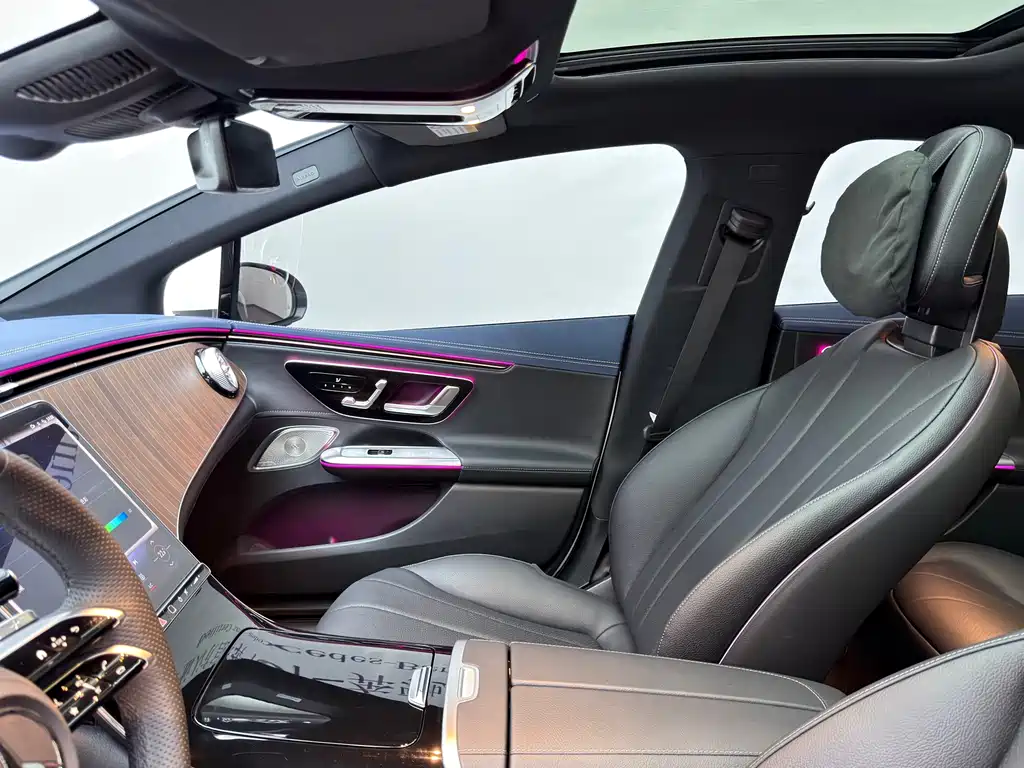 Mercedes-Benz EQE — миниатюра 12
