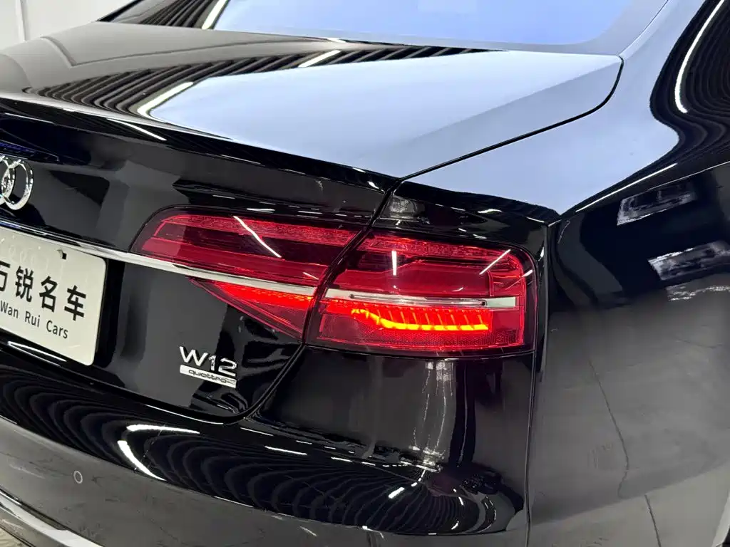 Audi A8 — миниатюра 7