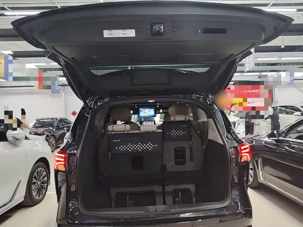Toyota Sienna — миниатюра 19