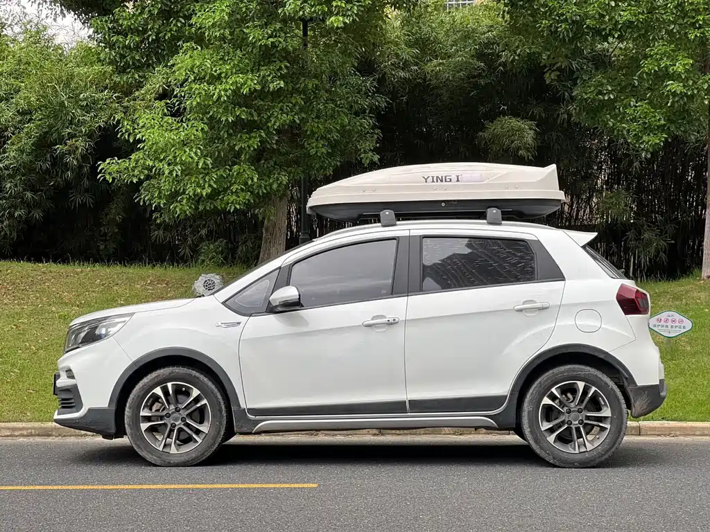 Geely Vision X3 — миниатюра 3