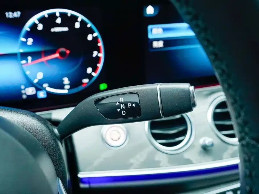 Mercedes-Benz E-Class — миниатюра 17