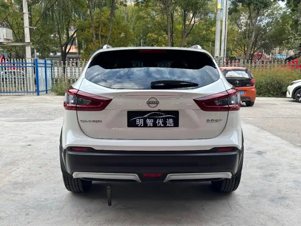 Nissan Qashqai — миниатюра 8