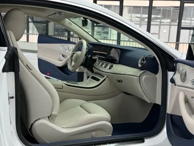 Mercedes-Benz E-Class (Import) — миниатюра 7