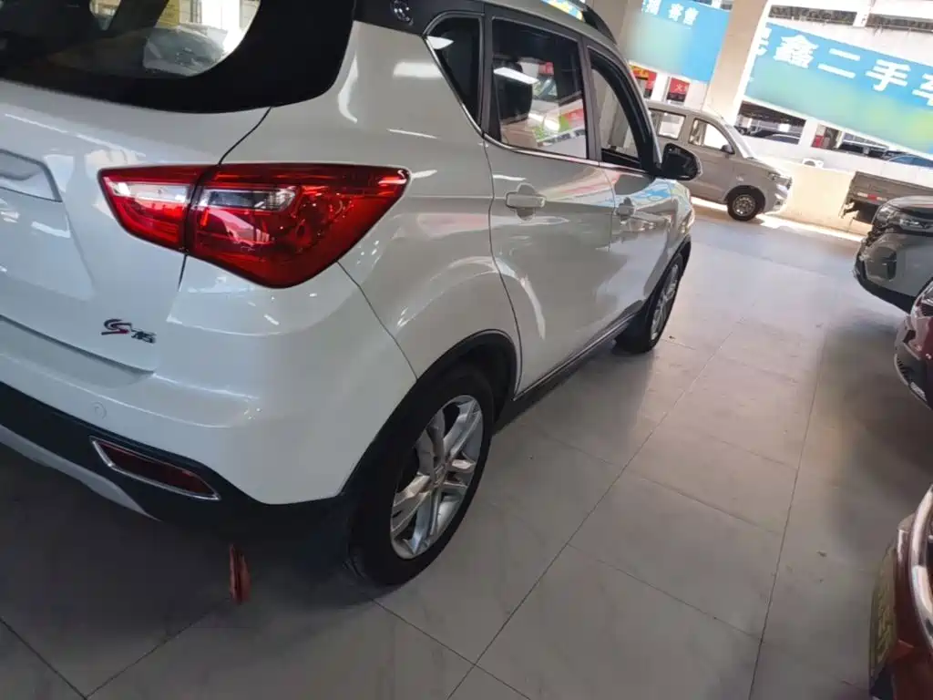Changan CS35 — миниатюра 8