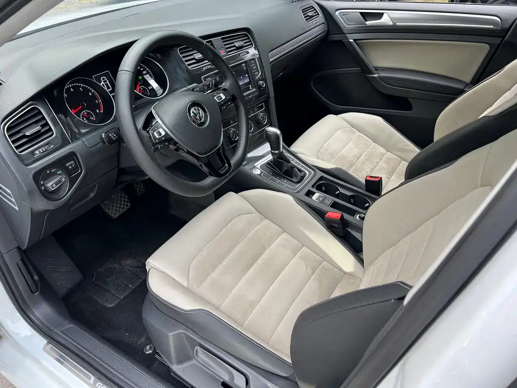 Volkswagen Golf — миниатюра 9