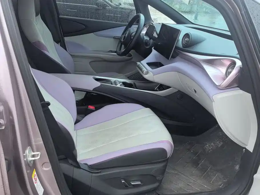 BYD Dolphin — миниатюра 8