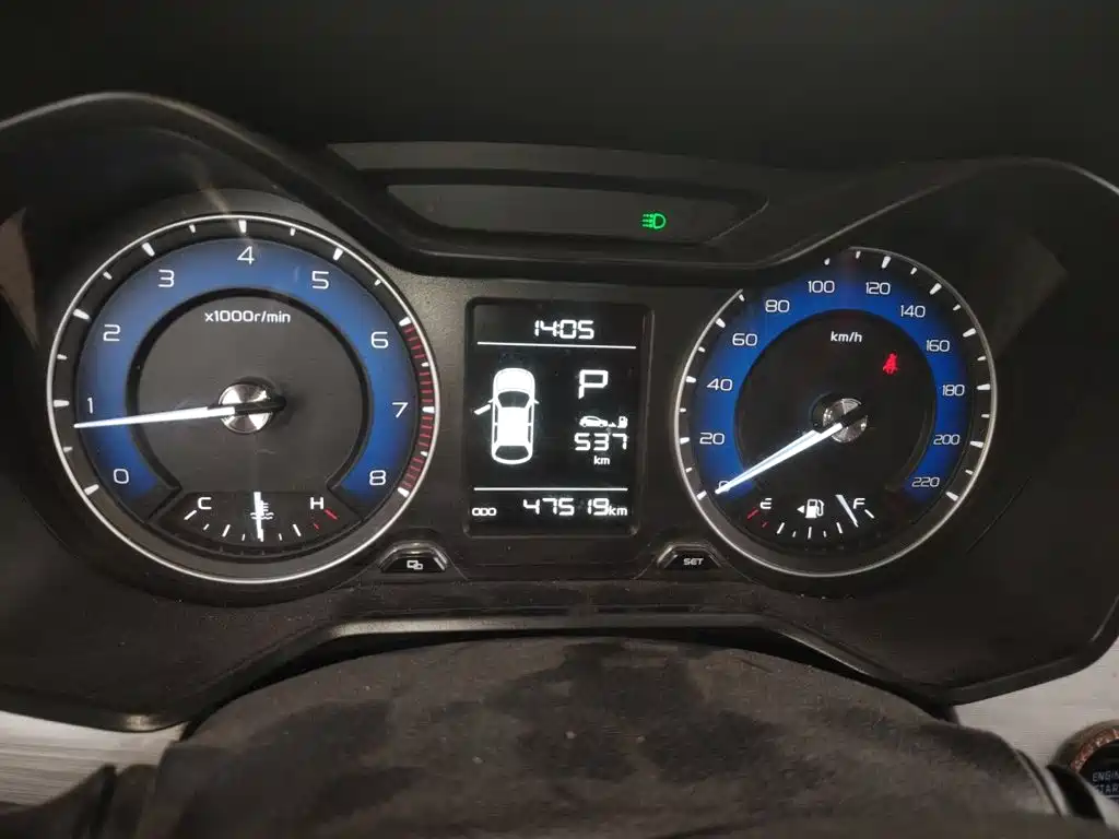 Geely Vision X3 — миниатюра 7