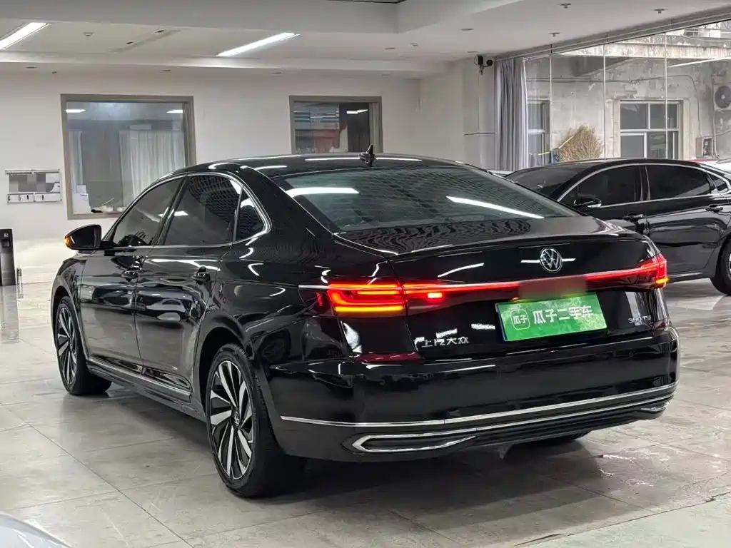 Volkswagen Passat — миниатюра 5