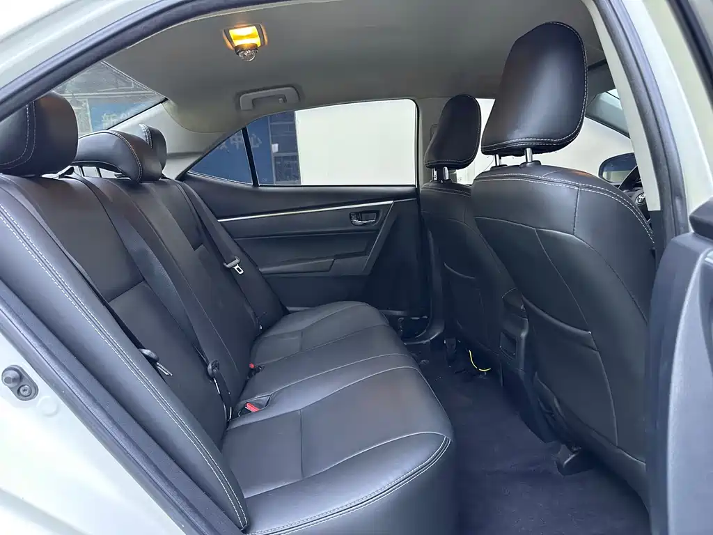 Toyota Corolla — миниатюра 13