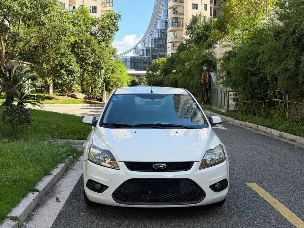 Ford Focus — миниатюра 3