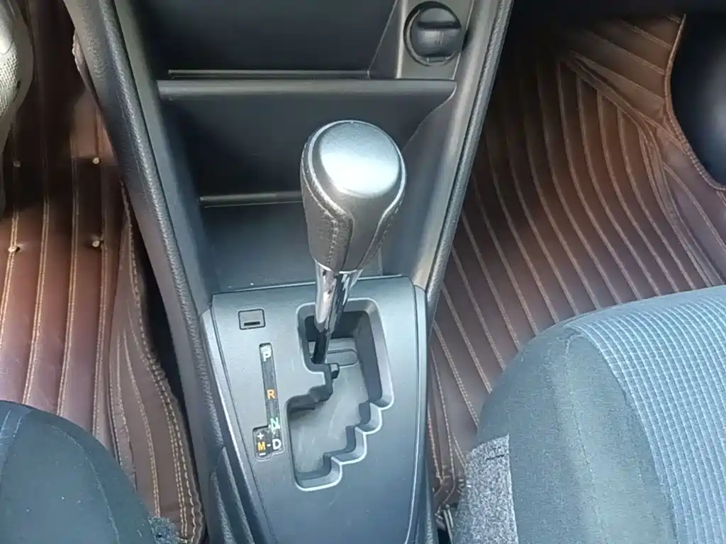 Toyota Yaris L — миниатюра 14