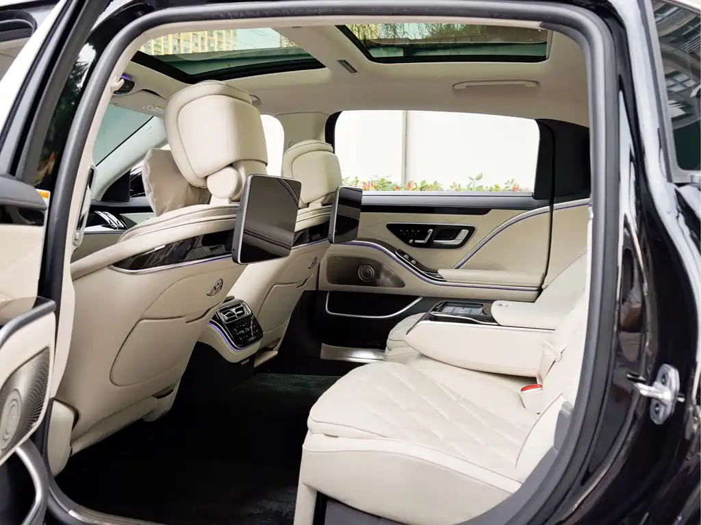 Mercedes-Benz S-Class — миниатюра 13